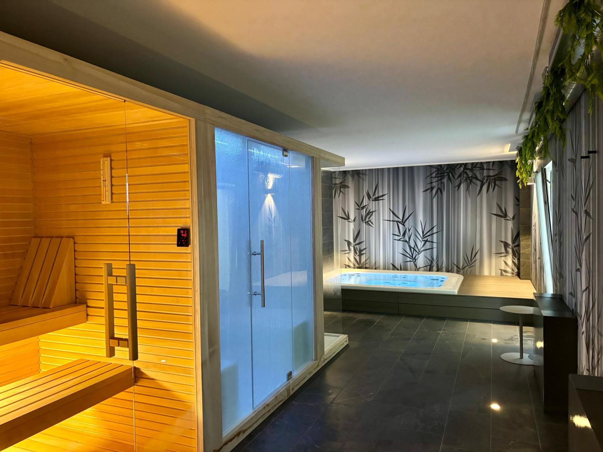 Luxury Suites Rocopom - Lake Front Malgrate Eksteriør billede